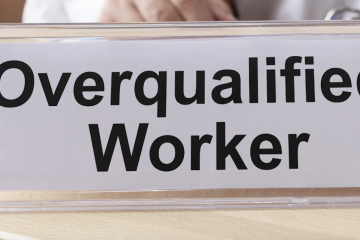 Tuyển nhân viên vượt quá tiêu chuẩn: CƠ HỘI hay RỦI RO?